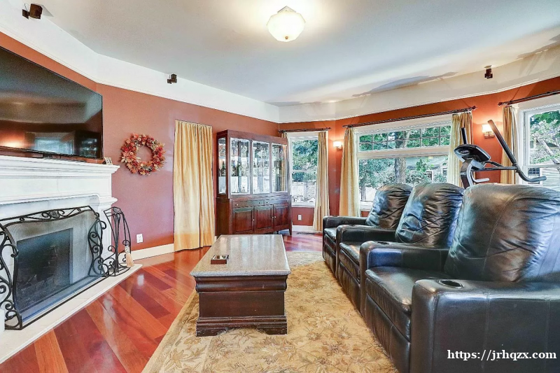 主卧出租,SJSU圣何塞州立大学, NEU SV硅谷校区 C 主卧出租,SJSU圣何塞州立大学, NEU SV硅谷校区 C