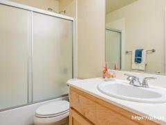 位于Sunnyvale 94085 新townhouse。 