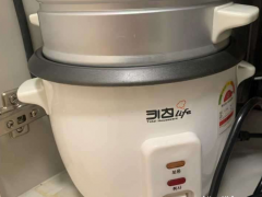 出售6L空氣炸鍋、果汁機、小型蒸汽飯鍋