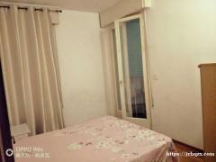 PADOVA火车站对面绿楼，双人间月底有空只搭房间