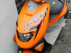 出售二手摩托车 在仁川 석남。带价就卖 在家停2月了。车不错