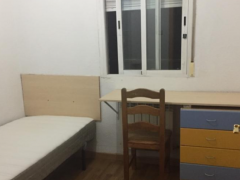 lucero单间出租，离地铁口二分钟，全包水电汽网费，房租2