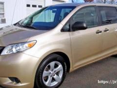 2012 Toyota Sienna 丰田七座