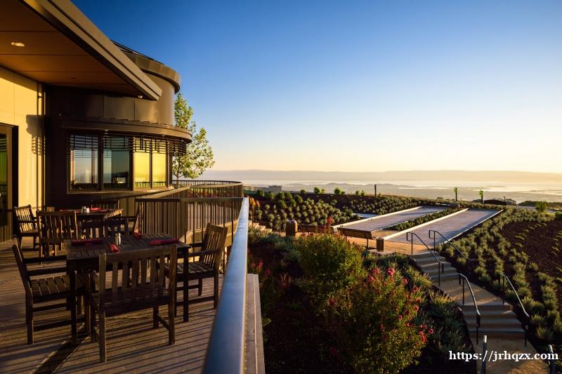 Hayward山顶门禁高档小区,全新装修主卧带独立卫生间 Hayward山顶门禁高档小区,全新装修主卧带独立卫生间