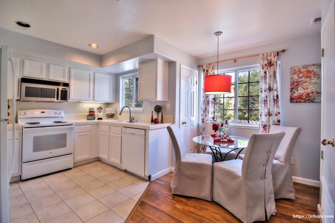 超大独立卫浴主卧出租,生活方便,拎包入住~ 超大独立卫浴主卧出租,生活方便,拎包入住~