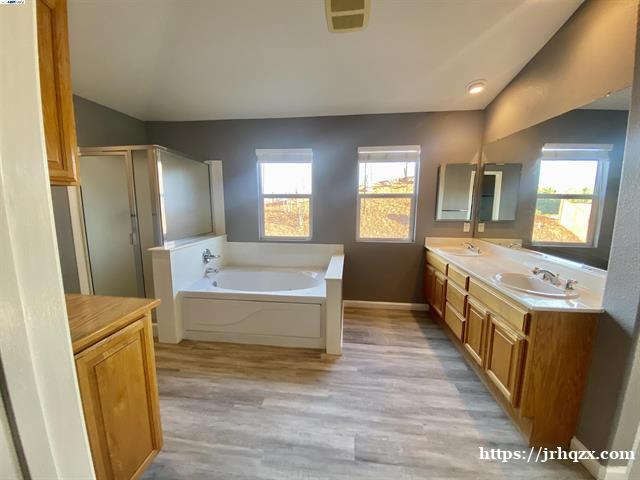 Antioch 4房3卫+ Bouns Room Movin Antioch 4房3卫+ Bouns Room Movin