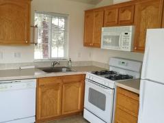 东湾Walnut Creek核桃溪边500尺独立屋1b1b招