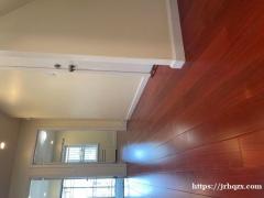 Elmhurst皇后中心二楼三房一厅二卫带大阳台整租或单租。