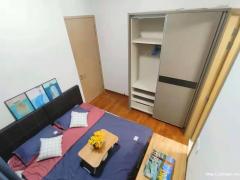 紫线花拉公园主人房、无屋主、可煮、可报地址、最多可住三人