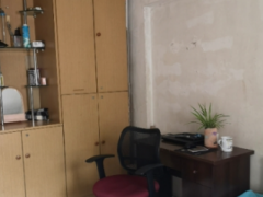 义顺大牌118 女搭房(主人房) 3人1房 没有冷气 $35