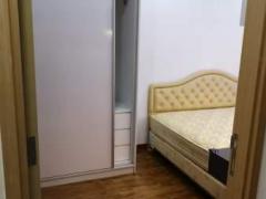 情侣间，可报地址