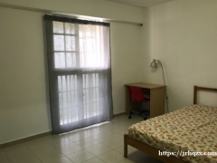 红山地铁站大牌101，1间大房，稀有高层 ，限女生 8606