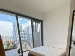 绿线阿裕尼地铁口主人房、无屋主、可煮、可报地址+带阳台