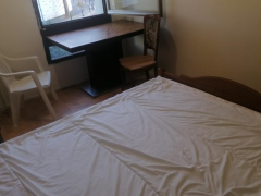 五号线底bobigny近地铁口有个刚刚空出来独立房间出租