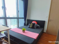 花拉公园主人房超值价 可两人住 三房型全女生 大落地窗 近S