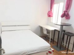 马德里5/7号线Pueplo Nuevo 4室1厅整租。