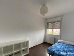 四路地铁san lorenzo 单人房出租