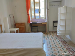 公寓在3楼有电梯，3室1厨1卫。