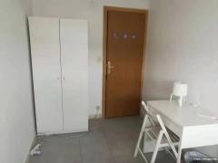 马德里十号线fuencarral单间出租 租金320