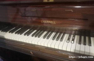 因回国，二手名牌Chappell鋼琴忍痛割爱出让£350,自取