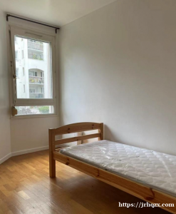 13号线Malakoff plateaux de vanves地铁口100米，新房精装修出租