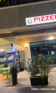 老外pizza店转让