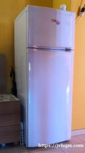便宜出售一个冰箱，一台洗衣机，用了5年，去打工了，没有自己的家