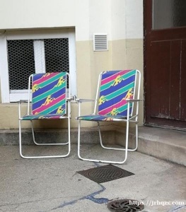 折叠椅子10欧