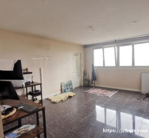 93 Bagnolet La Noue 三室一厅 80平带车库 22.9万€  物业费 358€