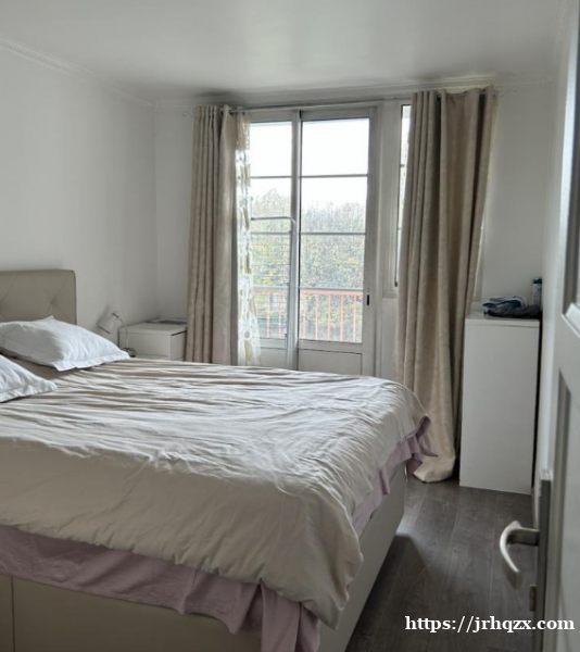 Creteil 精装 67平米 3室一厅(可改四房) Creteil 精装 67平米 3室一厅(可改四房)