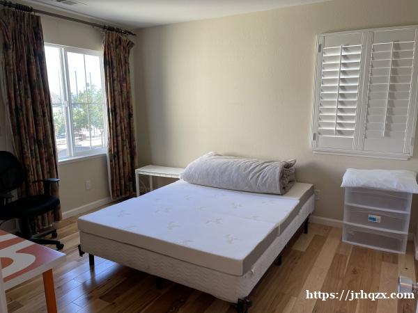 North San Jose 新颖独立屋宽敞副卧出租180sf North San Jose 新颖独立屋宽敞副卧出租180sf
