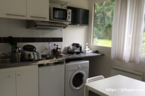 Neuilly sur seine studio 12平方出租 650€