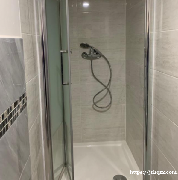 大巴黎94省Vitry,女生合租,允许宠物,两房一厅42平方 已经有一个中国女学 大巴黎94省Vitry,女生合租,允许宠物,两房一厅42平方 已经有一个中国女学