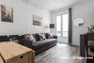 小巴黎10区 带家具 2楼 boulevard magentas 离gare