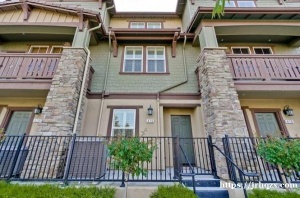 北San Jose 95116 近SJSU 4B3.5B Townhouse 招租