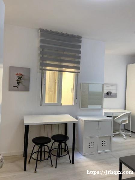 马德里市中心 3号线callao地铁站-2套单身公寓,包物业+暖气+网费 马德里市中心 3号线callao地铁站-2套单身公寓,包物业+暖气+网费