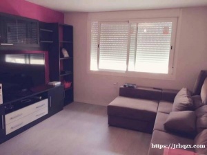 【房东直租,无中介】即可入住! 2号线La elipa地铁口2分钟 __-女单间大床房+空调暖气,精