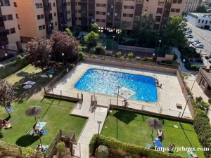 马德里北部机场附近区分REJAS区-2室2卫1厅+车库+阳台整租!