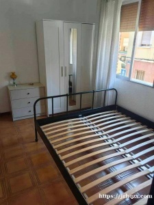 6号线Usera地铁站 __-2室1厅带小阳台，嘉诚律师事务所附近，Marcelo Usera大街边