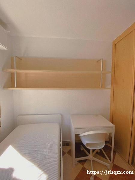 5号线quintana地铁站2室1厅+2阳台整租 5号线quintana地铁站2室1厅+2阳台整租