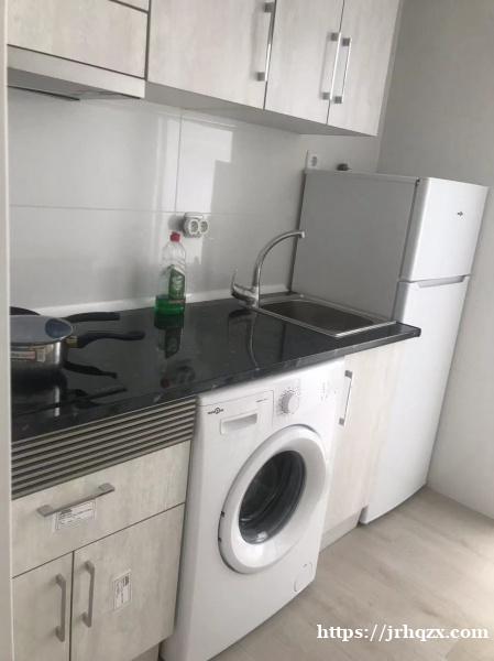 6号线Plaza Eliptica地铁站 __-精装单身公寓+空调暖气出租 __-带电梯,好风景, 6号线Plaza Eliptica地铁站 __-精装单身公寓+空调暖气出租 __-带电梯,好风景,