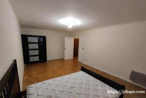 92 富人区 Issy Les Moulineaux 有2房1厅出租。治安好 附件生活设施方便