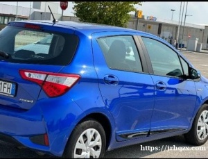 出售一辆自动挡（一手车）2017年混合动力search 丰田TOYOTA-yaris非常省油.车况好