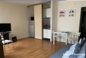 Levallois 3号线L线Bus 341 可直达香街、富人区27平方studio出租