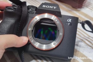 出sony a7m4 + zeiss 55 1.8 均在国内购入 a7m4 去年6做tb文博相机购入
