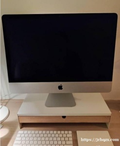 出一台2019年的高配 iMac, 9成新，送键盘和妙控板。参数如截图，用来做图和剪视频都超级流畅。