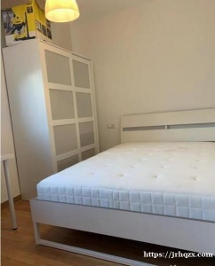 马德里地铁10号线BATAN四房两卫套房，两个大床房出租。 房子位于BATAN地铁口400米