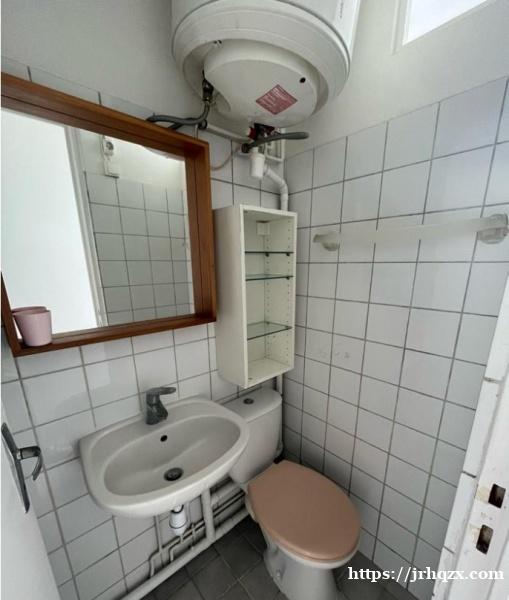 92 Neuilly Sur Seine富人区24平大Studio 1月起租 780可申请房补 92 Neuilly Sur Seine富人区24平大Studio 1月起租 780可申请房补