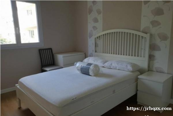 92省富人区châtillon(沙蒂永)92320 单间出租 精装家具齐全 环境优雅房间双人床 衣柜 92省富人区châtillon(沙蒂永)92320 单间出租 精装家具齐全 环境优雅房间双人床 衣柜