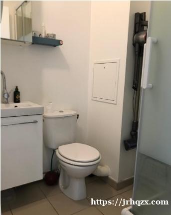 92省邻近La Defense 28平Studio 2023年12月起租,家具电器齐,无中介 92省邻近La Defense 28平Studio 2023年12月起租,家具电器齐,无中介